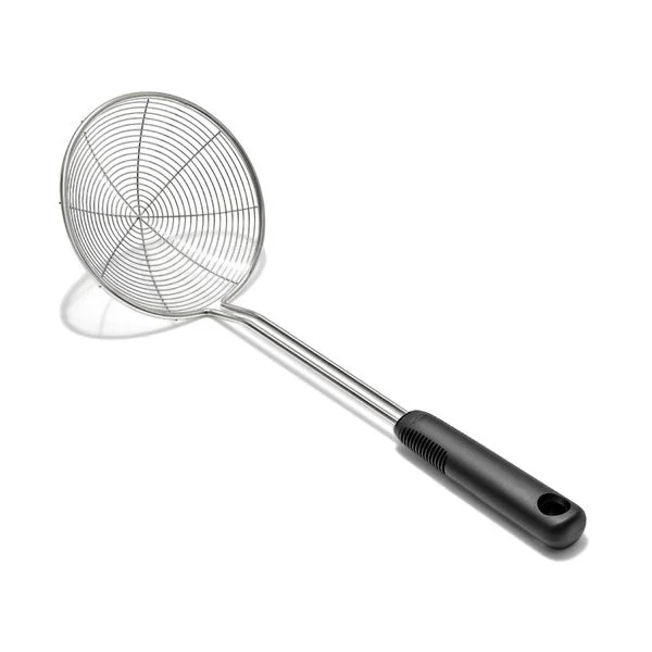 Σουρωτή Κουτάλα Oxo Good Grips με Εργονομική Λαβή