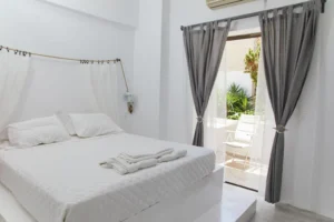 Golden Star Praxitelous – Αίγινα: Απόδραση με -35% Έκπτωση