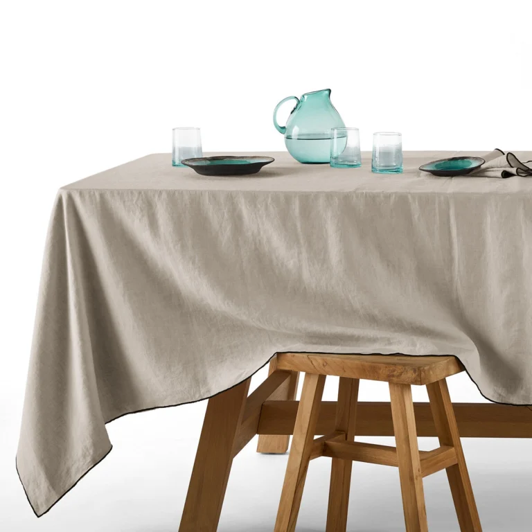 Τραπεζομάντηλο Suzy 150×150 cm – 58,39 € | La Redoute