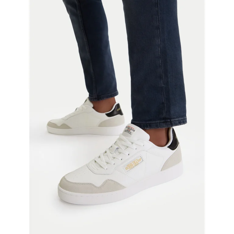 Αθλητικά Guess Jeans CWBEO-LUNARI-01 WE με Έκπτωση 15%